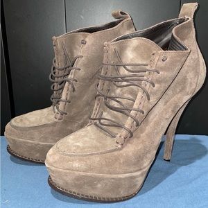Elizabeth And James Moxy Brown Suede Leather Lace Up Platform Ankle Boots Size 7